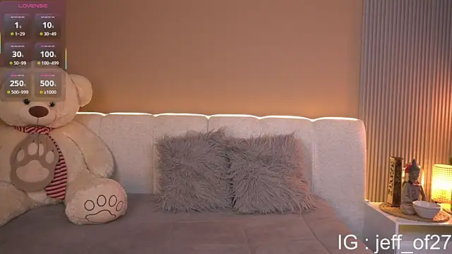 Snapshot of johanafox_ chatting on 07-06-26, 11:07 johanafox online show from 07-06-26, 11:07