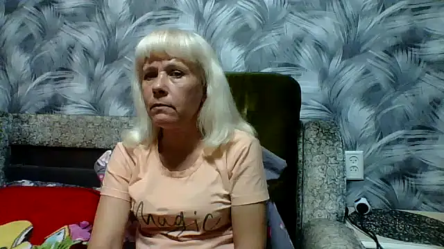 sakura blonde online show from 10-25-25, 04:57