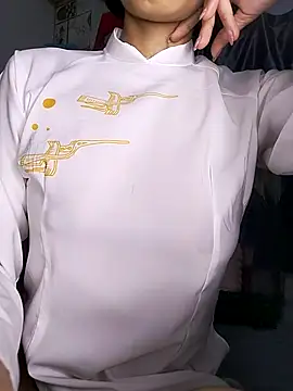 Lucy limon online show from 04-15-26, 02:51