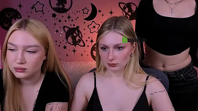 playful sophie online show from 05-12-26, 07:22