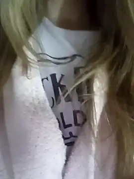 KattyLuuu online show from 03-29-26, 01:44