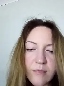 KattyLuuu online show from 04-15-26, 07:43