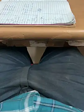 Hillz king 98 online show from 02-04-25, 11:49