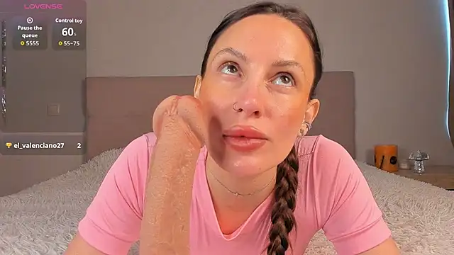 imMolly11 online show from 05-19-26, 08:31