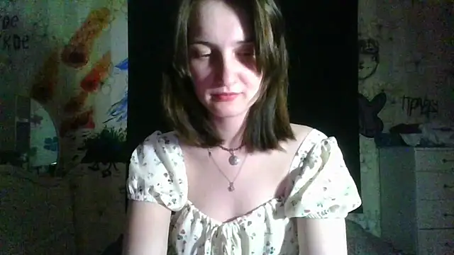 AlexsandraZoomer online show from 12-20-24, 05:08