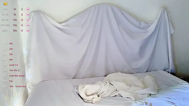 Snapshot of Irene--- chatting on 02-04-26, 01:00 Irene--- online show from 02-04-26, 01:00