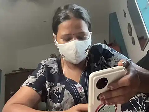 Snapshot of Tamil_Sanjana_ chatting on 04-05-26, 02:31 Tamil Sanjana online show from 04-05-26, 02:31