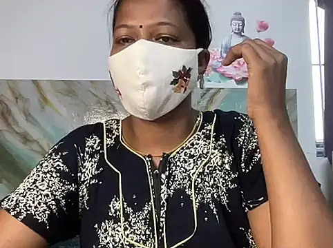 Tamil Sanjana  online show from 05-13-26, 01:14