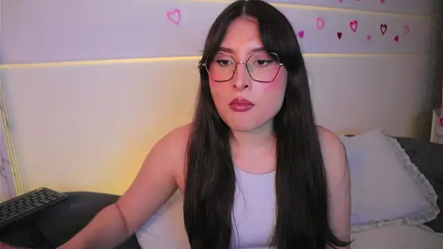 Daisha Riley online show from 02-18-26, 03:57