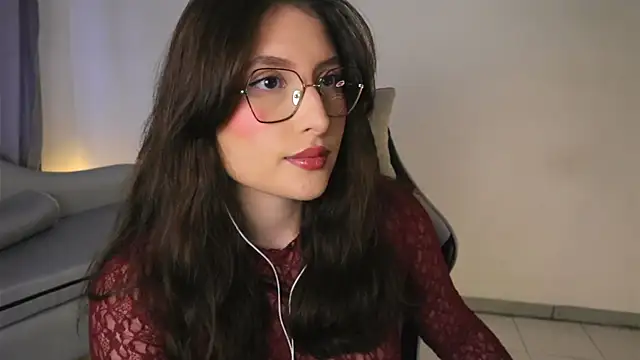 Daisha Riley online show from 05-20-26, 01:17
