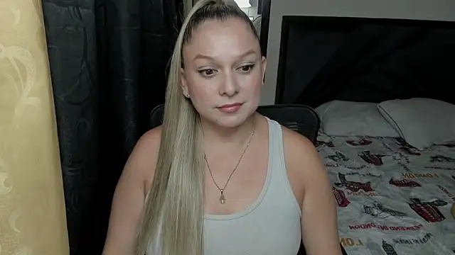 Snapshot of natalia5560 chatting on 04-07-26, 10:31 natalia5560 online show from 04-07-26, 10:31