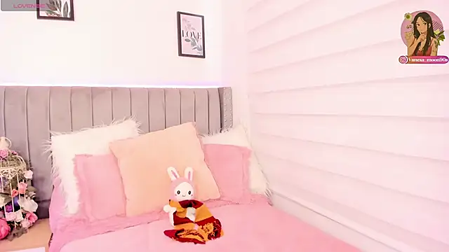 vanesa moon   online show from 09-12-25, 01:33