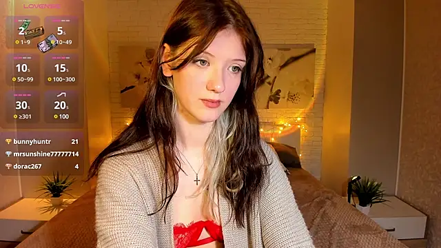 Lina Vi online show from 03-19-25, 12:37