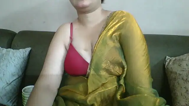 Riya Stream01 online show from 05-15-26, 06:26