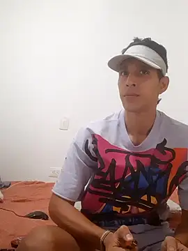 judesmith95 online show from 12-30-24, 04:40