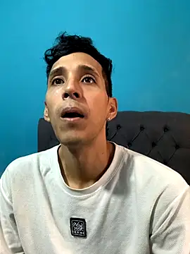 judesmith95 online show from 09-11-25, 04:18