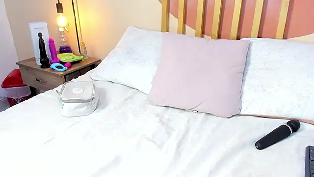 Nicole Angels  online show from 01-16-26, 07:51