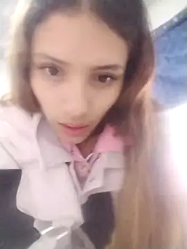 charlotes28 online show from 12-25-24, 03:50