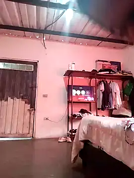 Snapshot of crazysex095 chatting on 12-29-24, 02:52 crazysex095 online show from 12-29-24, 02:52