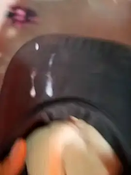 Snapshot of crazysex095 chatting on 02-01-25, 11:58 crazysex095 online show from 02-01-25, 11:58