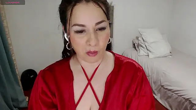 MommyHelpsmee online show from 01-11-26, 03:39