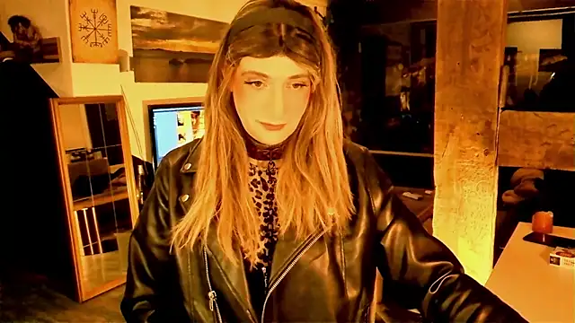 Snapshot of DYasmin69 chatting on 02-07-26, 12:36 DYasmin69 online show from 02-07-26, 12:36