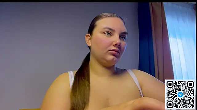 Dreamyblushfairy online show from 06-03-26, 07:22