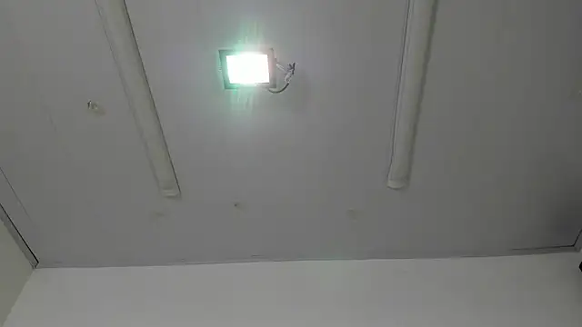IsabellRodriguez18 online show from 07-05-26, 04:19