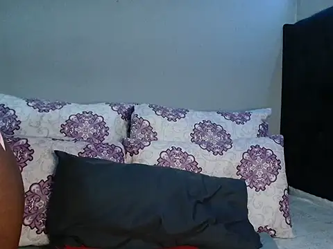 xxSexyTalia28 online show from 12-15-25, 07:51