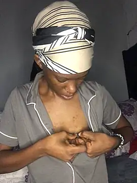 xxSexyTalia28 online show from 04-11-26, 08:18