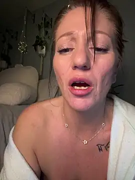 AlessasRoom online show from 04-02-26, 08:23