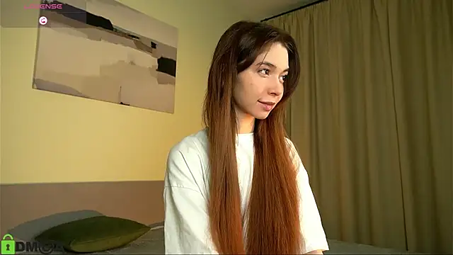 LittleOriana online show from 12-31-24, 05:22