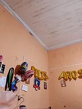 Snapshot of hotleon127 chatting on 02-02-26, 11:03 hotleon127 online show from 02-02-26, 11:03