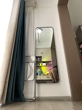 Snapshot of Caicai-a chatting on 03-26-26, 09:04 Caicai-a online show from 03-26-26, 09:04