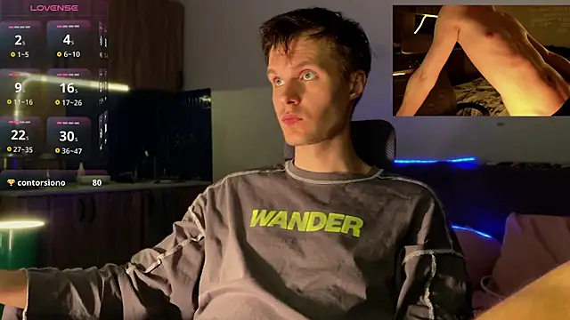 Leonnextdoor online show from 04-18-26, 08:53