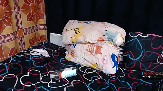 Thickbootykim online show from 11-15-25, 09:11