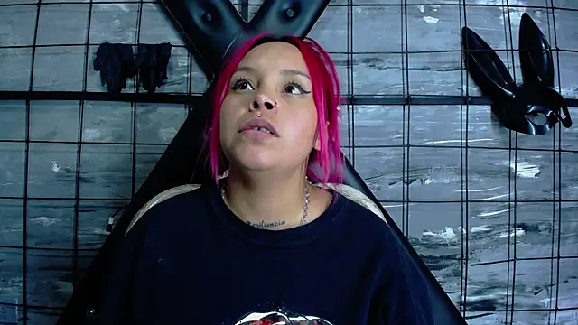 Alana Roth online show from 09-27-25, 03:33