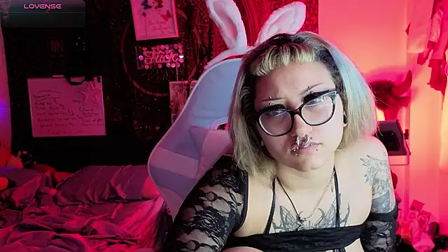 deluxxxeblu online show from 02-07-26, 03:54