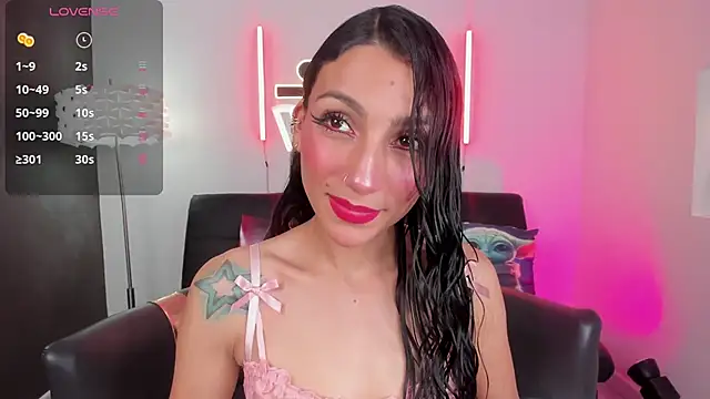 Snapshot of miss___evangeline chatting on 05-04-26, 02:40 miss evangeline online show from 05-04-26, 02:40
