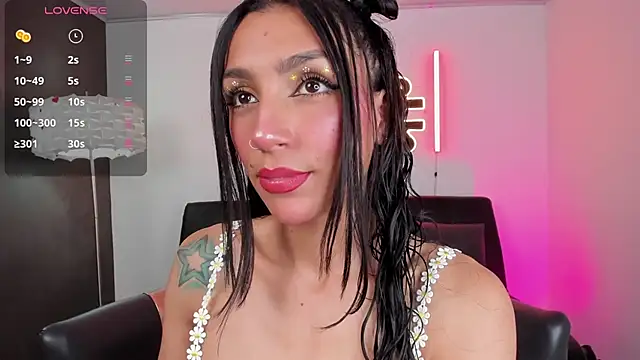 Snapshot of miss___evangeline chatting on 05-05-26, 02:41 miss evangeline online show from 05-05-26, 02:41