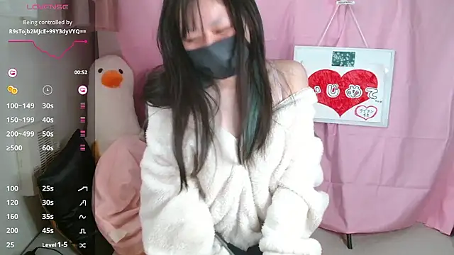 Snapshot of pipimi_khaos chatting on 03-26-26, 03:45 pipimi khaos online show from 03-26-26, 03:45