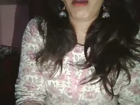 Hot-shanvi online show from 03-26-26, 11:43