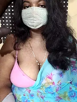 Snapshot of Rathi22 chatting on 04-28-26, 02:10 Rathi22 online show from 04-28-26, 02:10