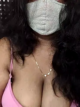Snapshot of Rathi22 chatting on 04-28-26, 02:38 Rathi22 online show from 04-28-26, 02:38