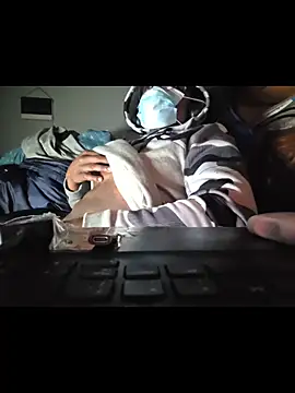 Snapshot of dominatingblacklove chatting on 12-18-25, 08:53 dominatingblacklove online show from 12-18-25, 08:53