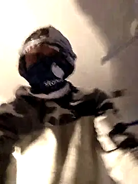 Snapshot of dominatingblacklove chatting on 03-18-26, 09:07 dominatingblacklove online show from 03-18-26, 09:07