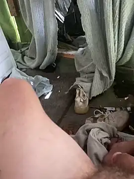 Snapshot of Cloudin_around chatting on 03-07-26, 03:09 Cloudin around online show from 03-07-26, 03:09