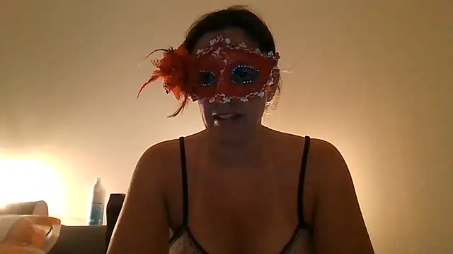 Snapshot of couple-tuga chatting on 07-03-26, 10:16 couple-tuga online show from 07-03-26, 10:16