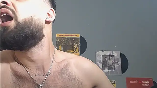 HairyRobxxx online show from 03-08-26, 06:23