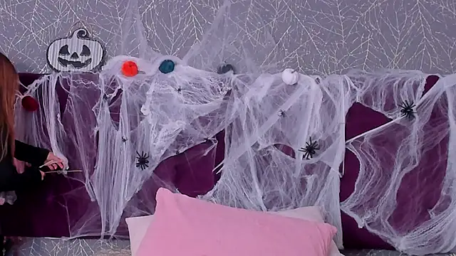 LiaCathaleya online show from 10-10-25, 08:30